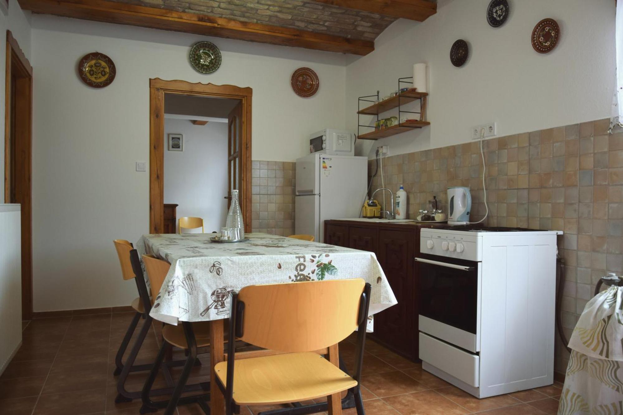 Apartamento Anna Apartman Maroslele Exterior foto